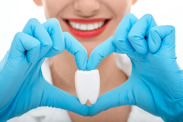 here are compelling reasons not to delay the removal of wisdom teeth